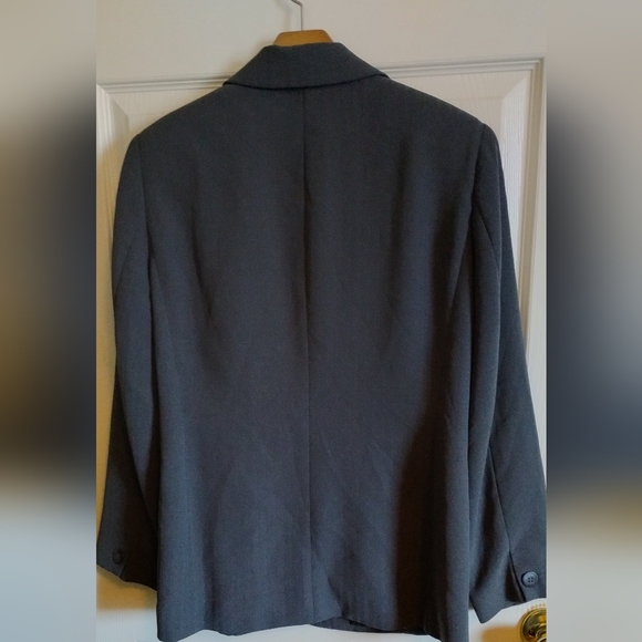 Gianni Petite Blazer - Picture 11 of 12